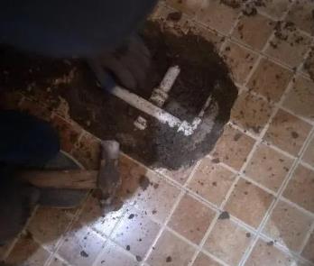 南票卫生间漏水维修公司为您分享下卫生间渗水如何处理及注意事项