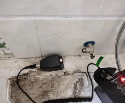 南票屋顶漏水维修公司分享下卫生间漏水的危害及解决方法